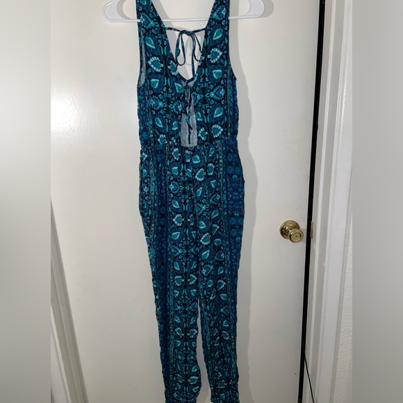 Forever 21 sleeveless jumpsuit - Picture 6 of 6
